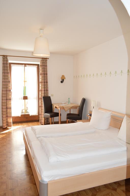Отель Bayersoier Hof Bad Bayersoien Номер фото
